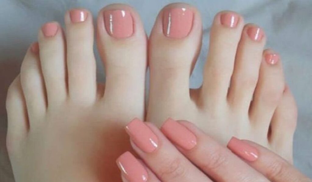 Color and Condition of Toenails